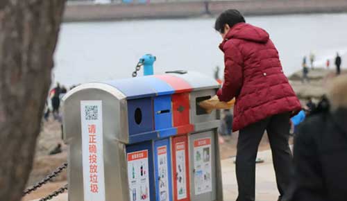 如何分類生活垃圾？四色垃圾桶，收納種類各不同