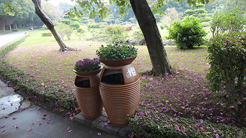  汕頭玻璃鋼花盆垃圾桶，點(diǎn)綴公園好環(huán)境。